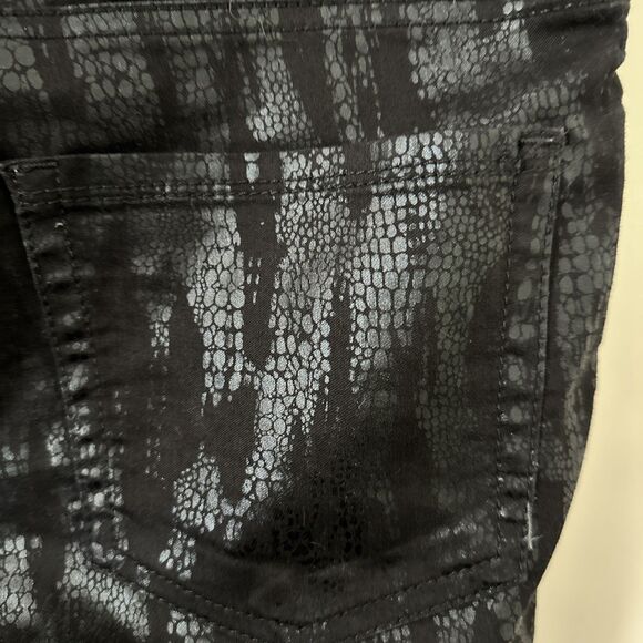 ROCK & REPUBLIC Snake Print Pants Womens 8 Black Berlin - Picture 11 of 15
